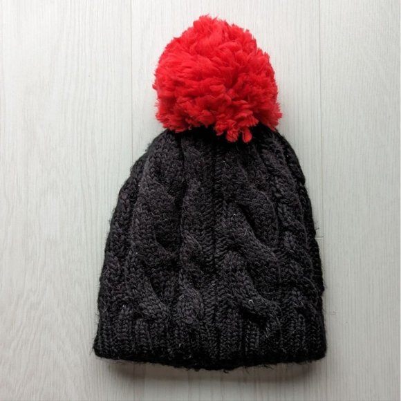 PUMA Pom Pom Beanie Women's Hat - Picture 2 of 5